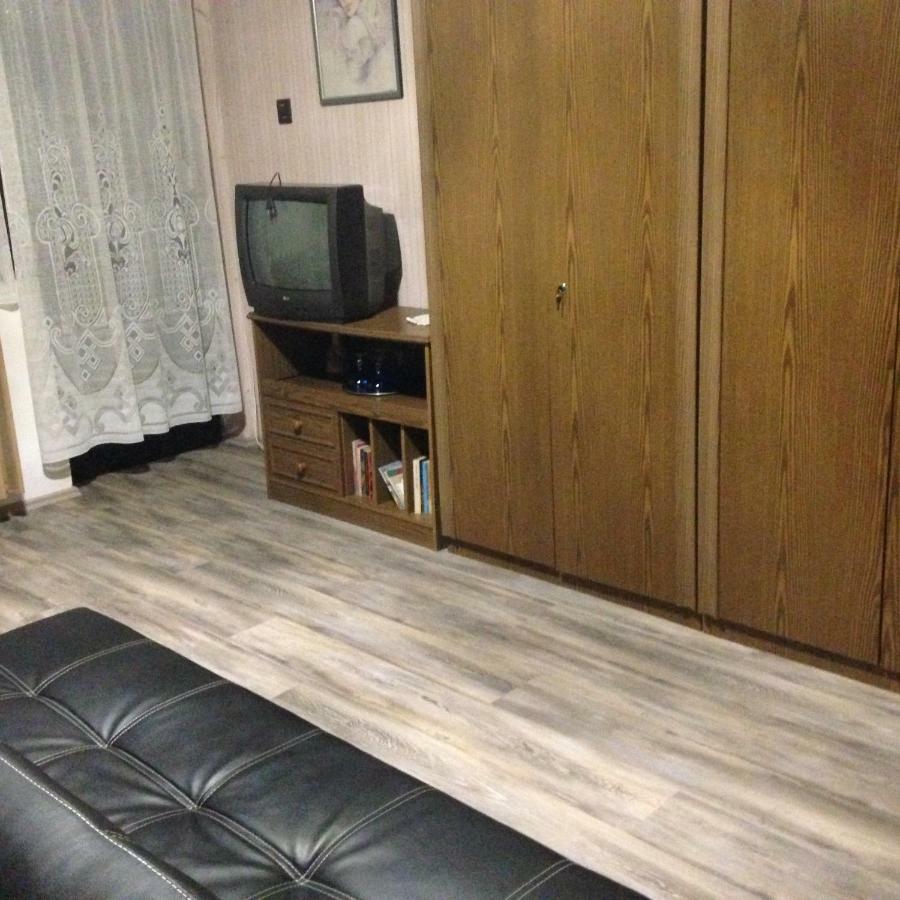 Abszolut Vendeghaz Kestel Dış mekan fotoğraf